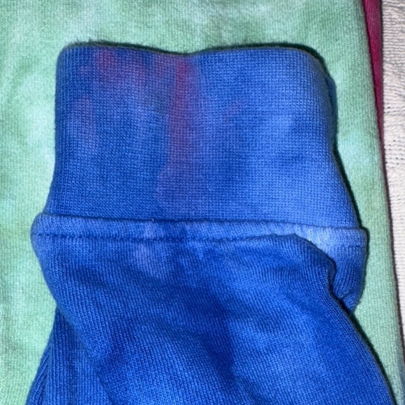 Gently Lived Vans Multicolor Tie-Dye Cropped Sweatshirt - Picture 7 of 9